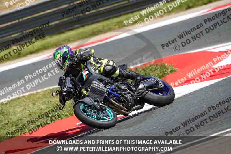 cadwell no limits trackday;cadwell park;cadwell park photographs;cadwell trackday photographs;enduro digital images;event digital images;eventdigitalimages;navarra;no limits trackdays;peter wileman photography;racing digital images;trackday digital images;trackday photos